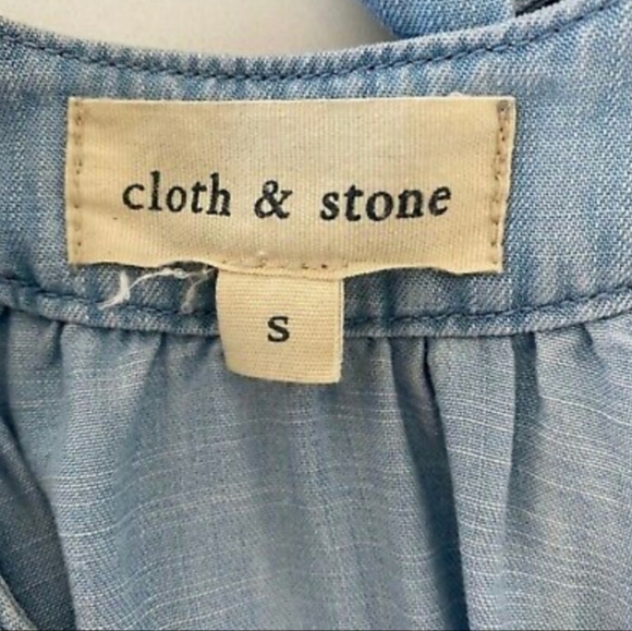 Cloth & Stone Polka Dot Chambray Jumpsuit - Picture 4 of 10